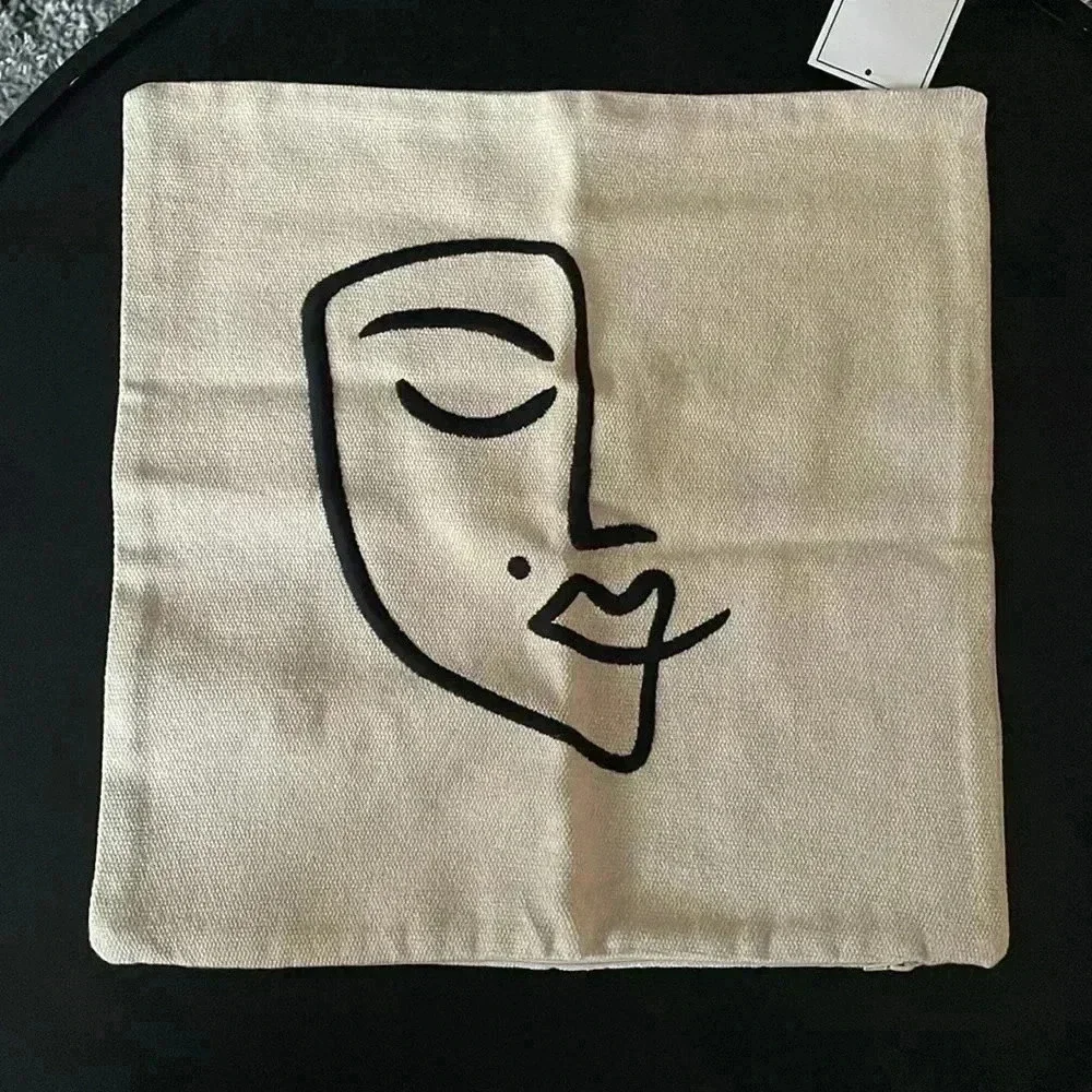 Printed pillow case (New)
